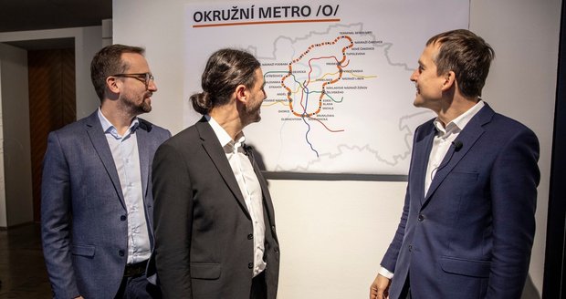Praha Sobě chce studii na okružní linku pražského metra.