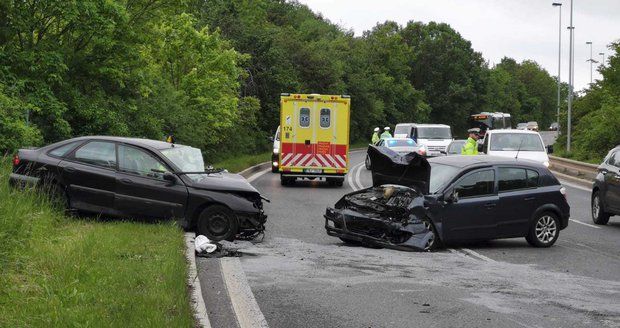 K dopravní nehodě dvou osobních automobilů došlo v úterý zrána okolo sedmé hodiny. (Ilustrační foto)