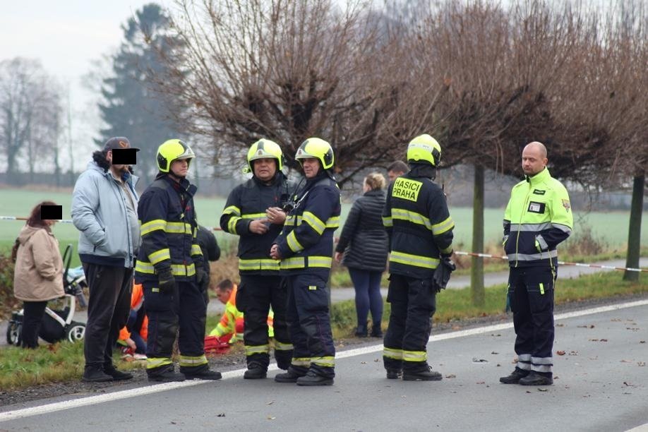 Při nehodě v ulici Přátelství zemřel člověk.