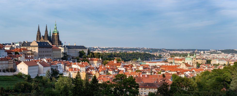 Na Pražském Hradě prožila Konstancie Uherská se svým manželem Přemyslem Otakarem I. desetiletí šťastného manželství.