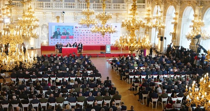 Ukrajinu bude řešit velká bezpečnostní konference na Hradě: Vystoupí Pavel, Fiala, Černochová i Řehka