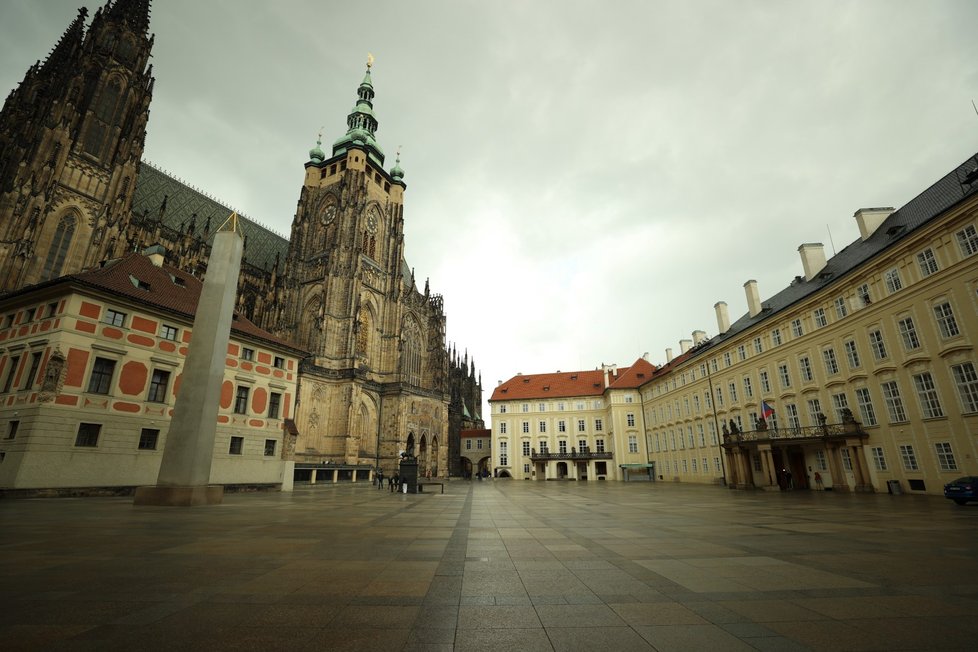 Muž vyhrožoval odpálením bomby na Pražském hradě. Za šíření poplašné zprávy dostal podmínku. (Ilustrační foto)