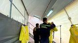 Pět pražských hasičů je infikovaných: Desítky jsou jich v karanténě