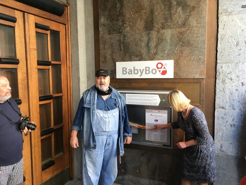 Babybox na radnici Prahy 2