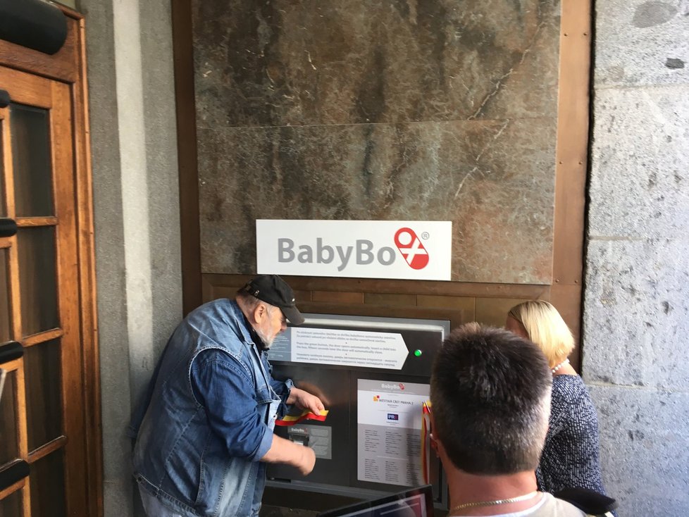 Babybox na radnici Prahy 2