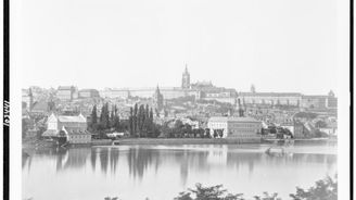 Praha za Rakouska-Uherska: Jedinečné staré snímky zachycují její zašlou podmanivou atmosféru