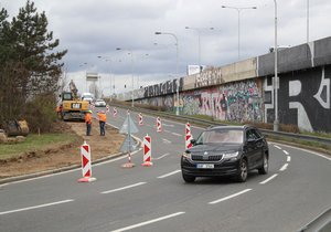 Barrandovský most.