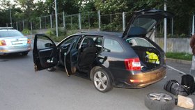 VIDEO: Muž (41) řídil úplně zfetovaný! Policisty upoutal kličkováním, u sebe měl 17 gramů kokainu