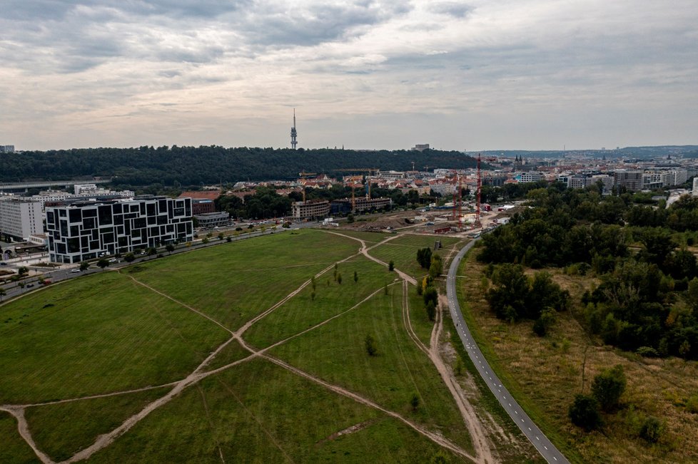 Na Rohanském ostrově byla zahájena stavba Rohan City. (15. září 2021)