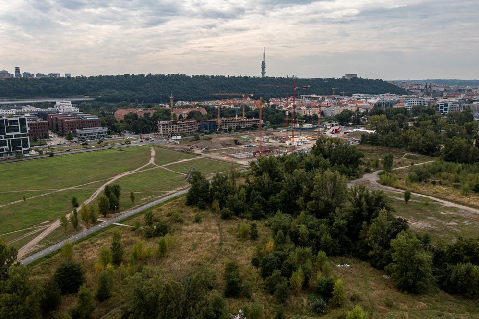 Na Rohanském ostrově byla zahájena stavba Rohan City. (15. září 2021)