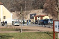 Záhadná smrt cizince v Praze: Jeho tělo našli u Rokytky, někdo ho zabil?!