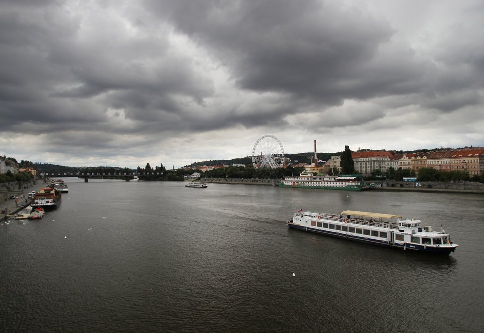 Ruské kolo na Smíchově má být dle původního plánu 60 metrů vysoké.