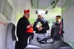 Kardinál Dominik Duka pokřtil 22. prosince na pražském Hradčanském náměstí nové sanitní vozy Zdravotnické záchranné služby  Prahy.