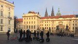 Zákaz segwayů v Praze platí, rozhodl soud. Jejich provozovatelé znovu ostrouhali