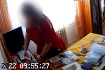 Ošetřovatelka v Praze měsíce okrádala seniora