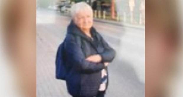 Seniorka se ztratila v Praze. Seniorka se ztratila v Praze.