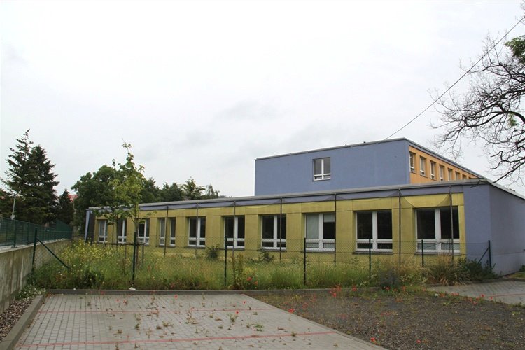 Práce na radotínské základní škole v Loučanské ulici