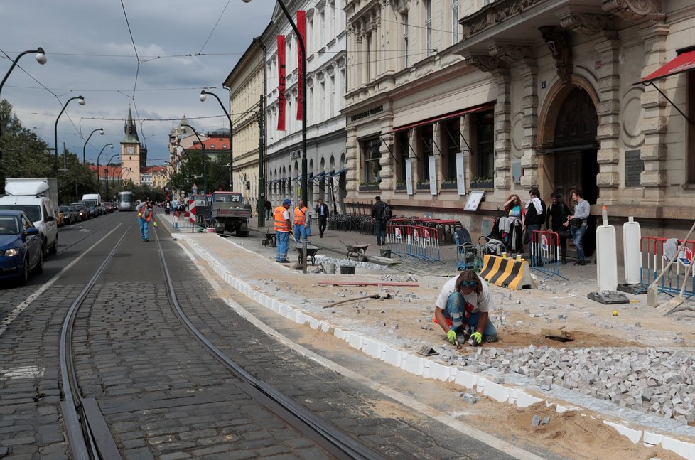 Smetanovo nábřeží, 9. června 2020.