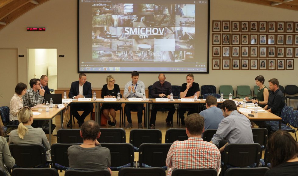 Tisková konference k projektu Smíchov City.