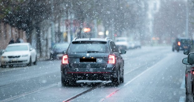 Pátek třináctého v Praze začalo i sněžit (13.12.2019)