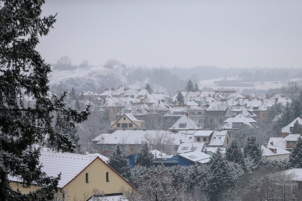 Prahu zasypal sníh. (4. března 2022)