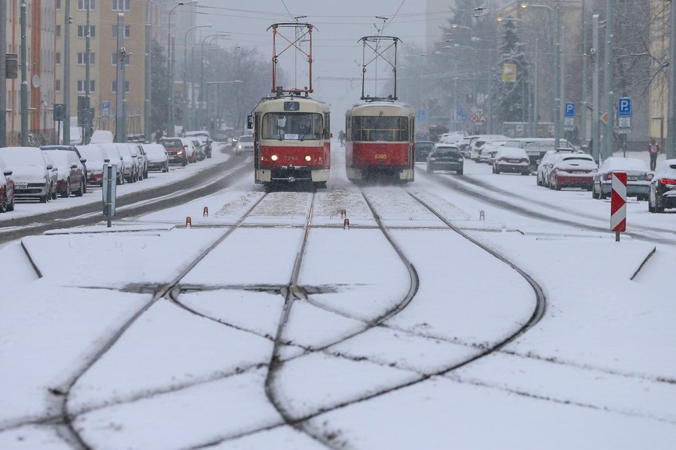 Prahu zasypal sníh. (4. března 2022)