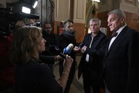 Pokračování povolebního vyjednávání v Praze: Spolu, Piráti a STAN ladí koaliční smlouvu