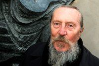 Zemřel významný sochař Stanislav Hanzík (†90): Portrétoval celebrity, za Hrabala získal medaili