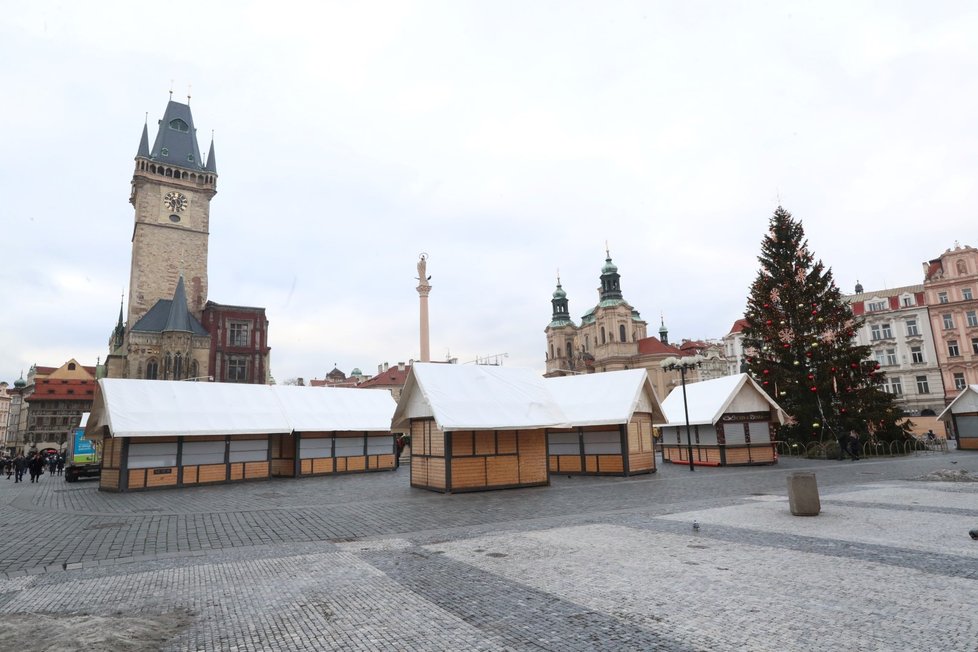 Zrušené vánoční trhy na Staroměstském náměstí (6. prosince 2021)