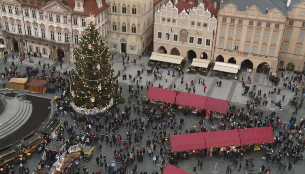 Vánoční strom na Staroměstském náměstí