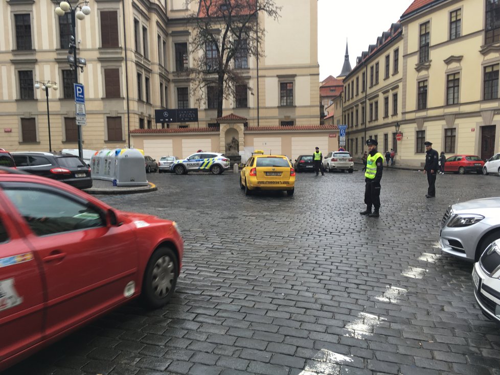 Proti Uberu několikrát demonstrovali i pražští taxikáři.