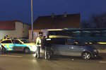 Honička s policií ve Strakonické ulici vyústila v několik nehod.