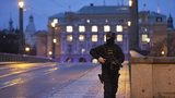 Spor o kamery kvůli střelbě na FF UK. Policie: Záznam nešlo hned vrátit v čase. Děkanka: Jde to