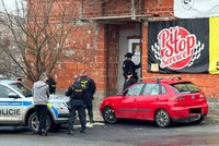 Drama v pražských Vysočanech: Dva muži si vyřizovali účty se zbraní!