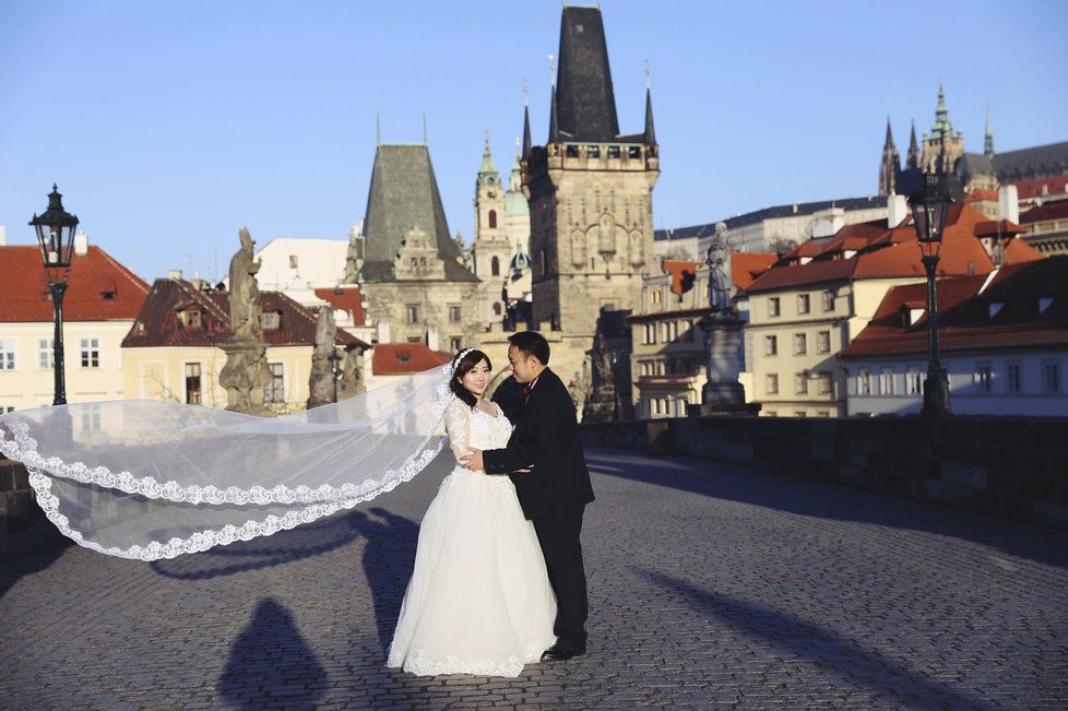 Anna a Nelson přijeli do Prahy na den kvůli svatebnímu fotografování.