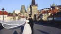 Ana a Nelson přijeli do Prahy na den kvůli svatebnímu fotografování
