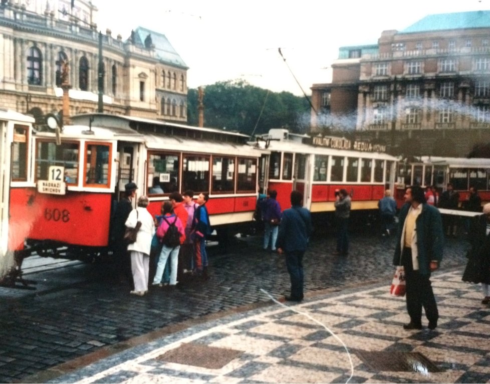 Pan Josef řídí tramvaj už od roku 1973.