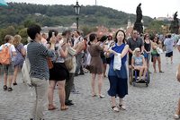 2,2 milionu turistů v Praze! Cizinců meziročně ubylo, po Češích nejčastěji přijížděli Němci