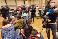 Kongresové centrum praská ve švech: Praha potřebuje dobrovolníky pro pomoc ukrajinským uprchlíkům