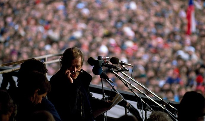 Václav Havel 17. listopadu 1989 v Praze
