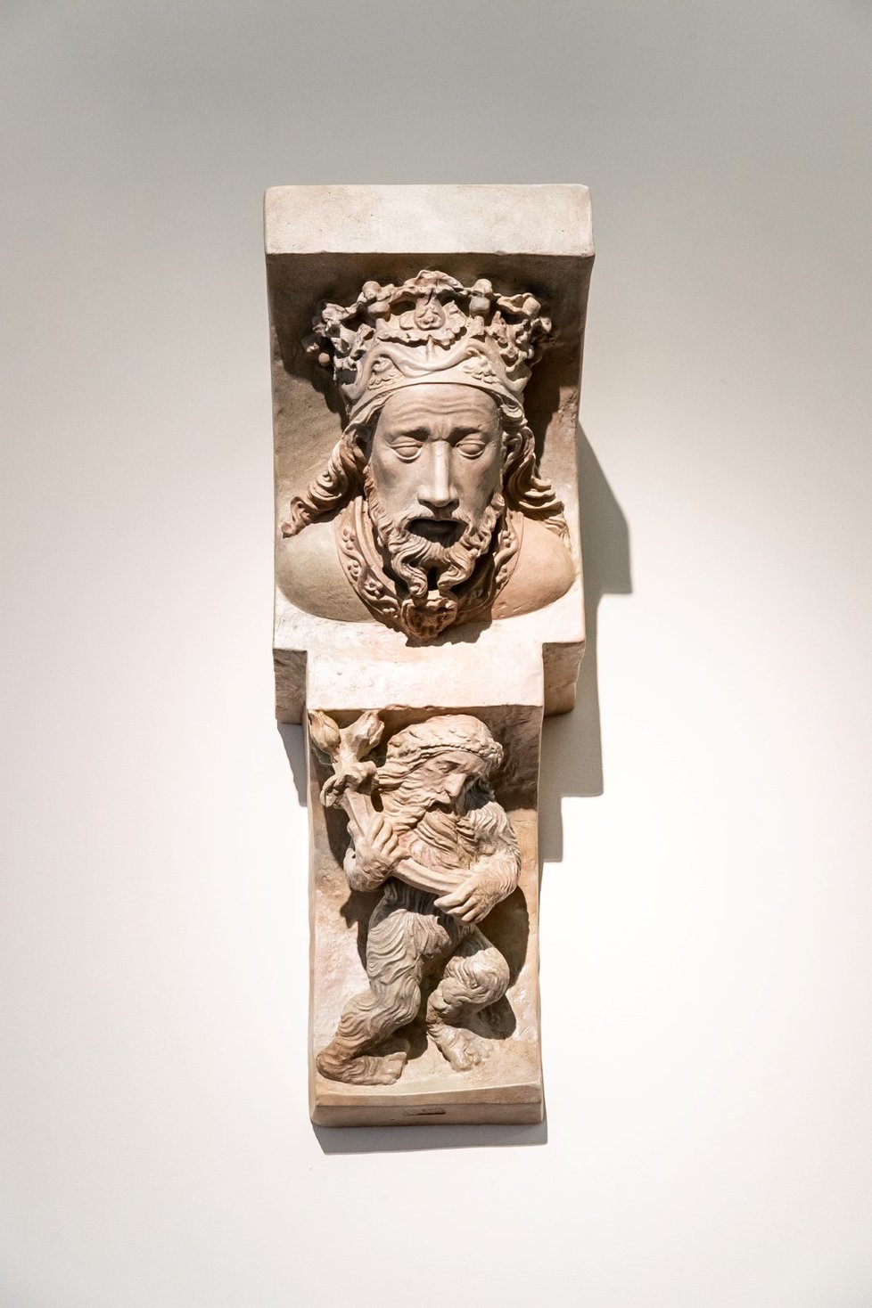 Odlitek busty krále Václava ze severního sedile Týnského chrámu.