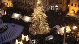 Turistické vánoční „tsunami“. O svátcích do Prahy zavítalo přes půl milionu návštěvníků z ciziny