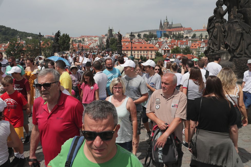 Pražské ulice se během velkých veder rozpalují i nad 50 stupňů Celsia.