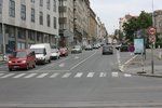 Veletržní ulici v Praze 7 rozkopali, řidiči musejí počítat s komplikacemi (ilustrační foto).