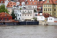 Praha v pohotovosti! Město se připravuje na možnou povodeň: Ruší se akce, letiště ve střehu