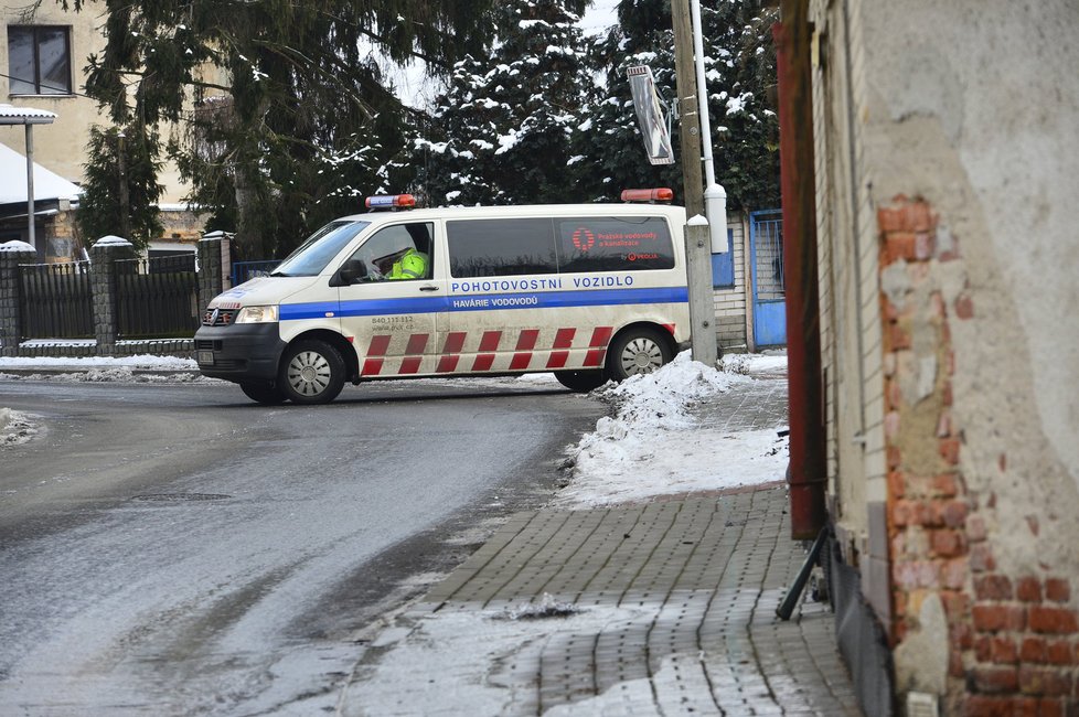 Havárie vody v Bohnické ulici v Praze