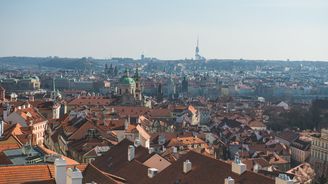 Byty v Praze a Středočeském kraji opět zdražují.  Ceny míří dolů pouze na Moravě 