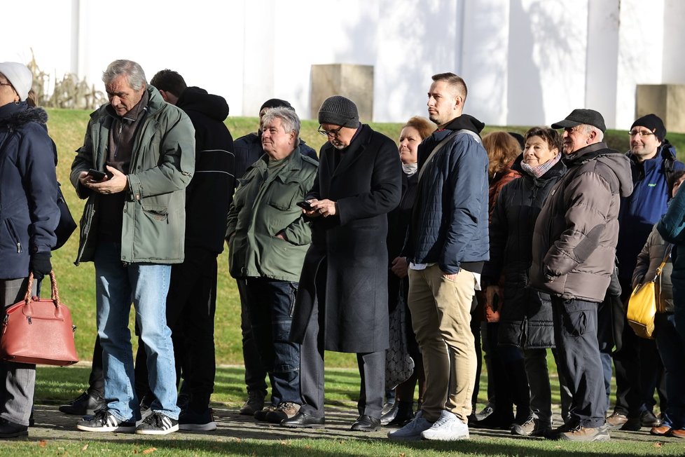 Výstava korunovačních klenotů v Chrámu sv. Víta. (17. ledna 2023)