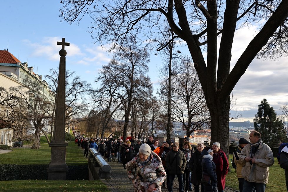 Výstava korunovačních klenotů v Chrámu sv. Víta. (17. ledna 2023)