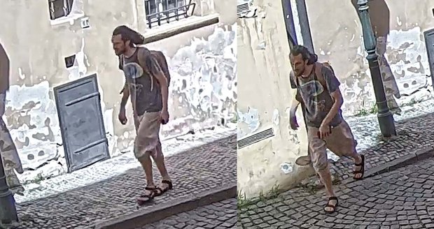 Muž popsal sochu Winstona Churchilla na Malé Straně.